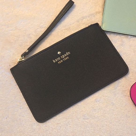 BUNDLE OF 3 NWOT or EUC Kate Spade medium wristlets & wallet with Kate Spade box - Picture 2 of 6